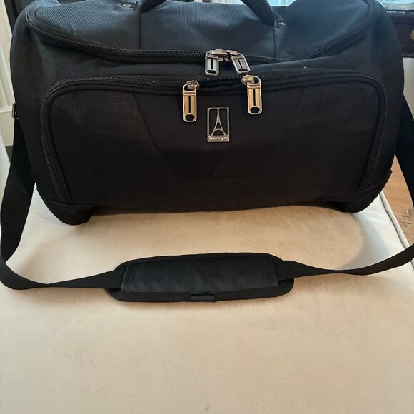 TravelPro Soft Sided Duffel Tote - Picture 1 of 7